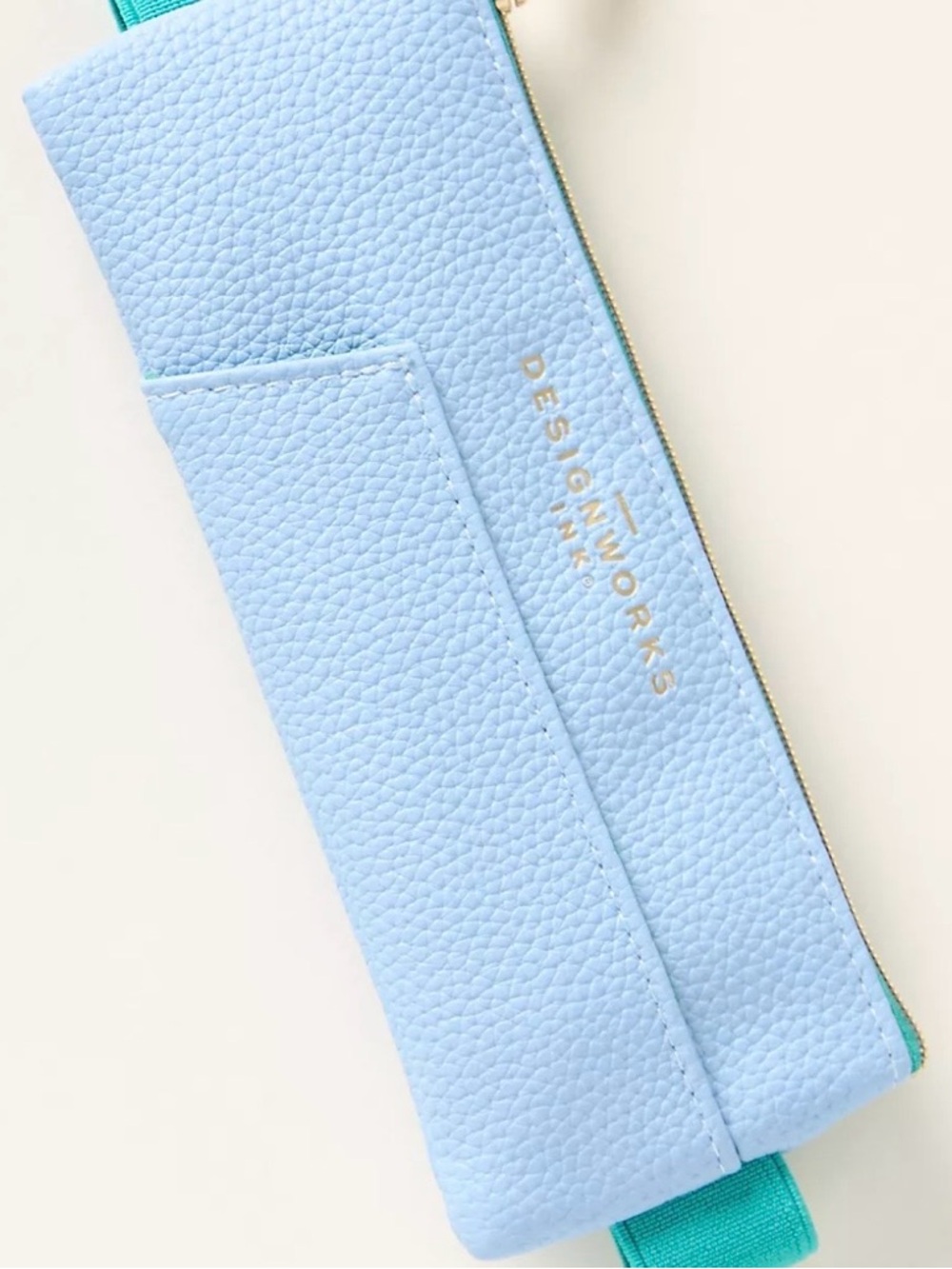 NWOT Anthropologie Design Works pen case.